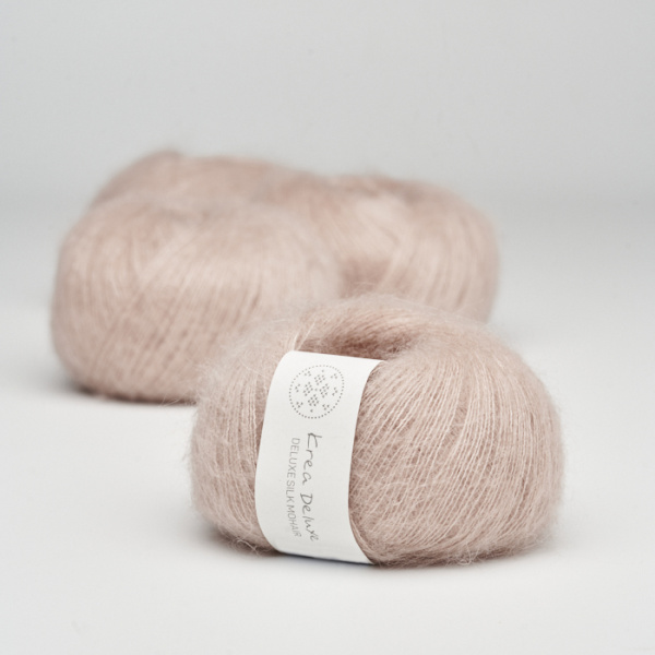 Krea Deluxe Silk Mohair i farven Pudder 07