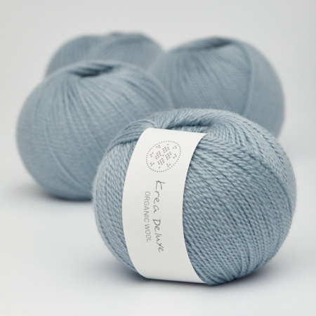 Krea Deluxe Økologisk Merino Uldgarn 50g Organic Wool 1 25 Støvet Lyseblå